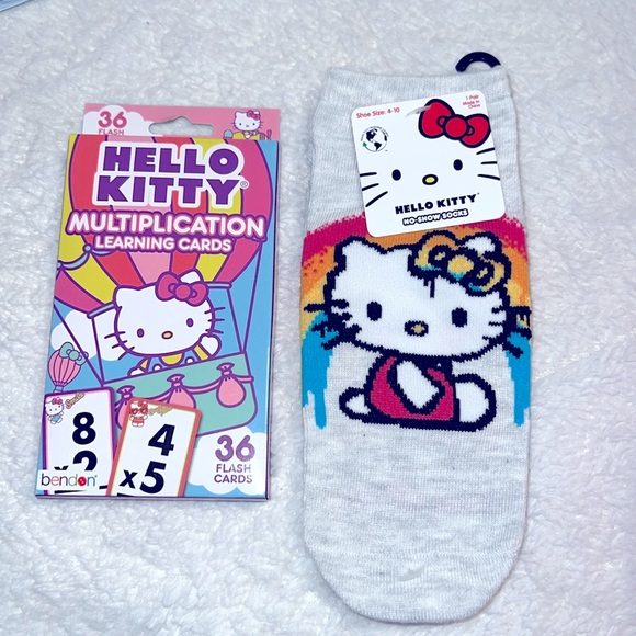 Hello Kitty Bundle - Picture 6 of 12